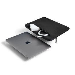 Incase Compact Sleeve in Flight Nylon - Pokrowiec MacBook Pro 16" (M3/M2/M1/2023-2021) / PC 15,6" (czarny)